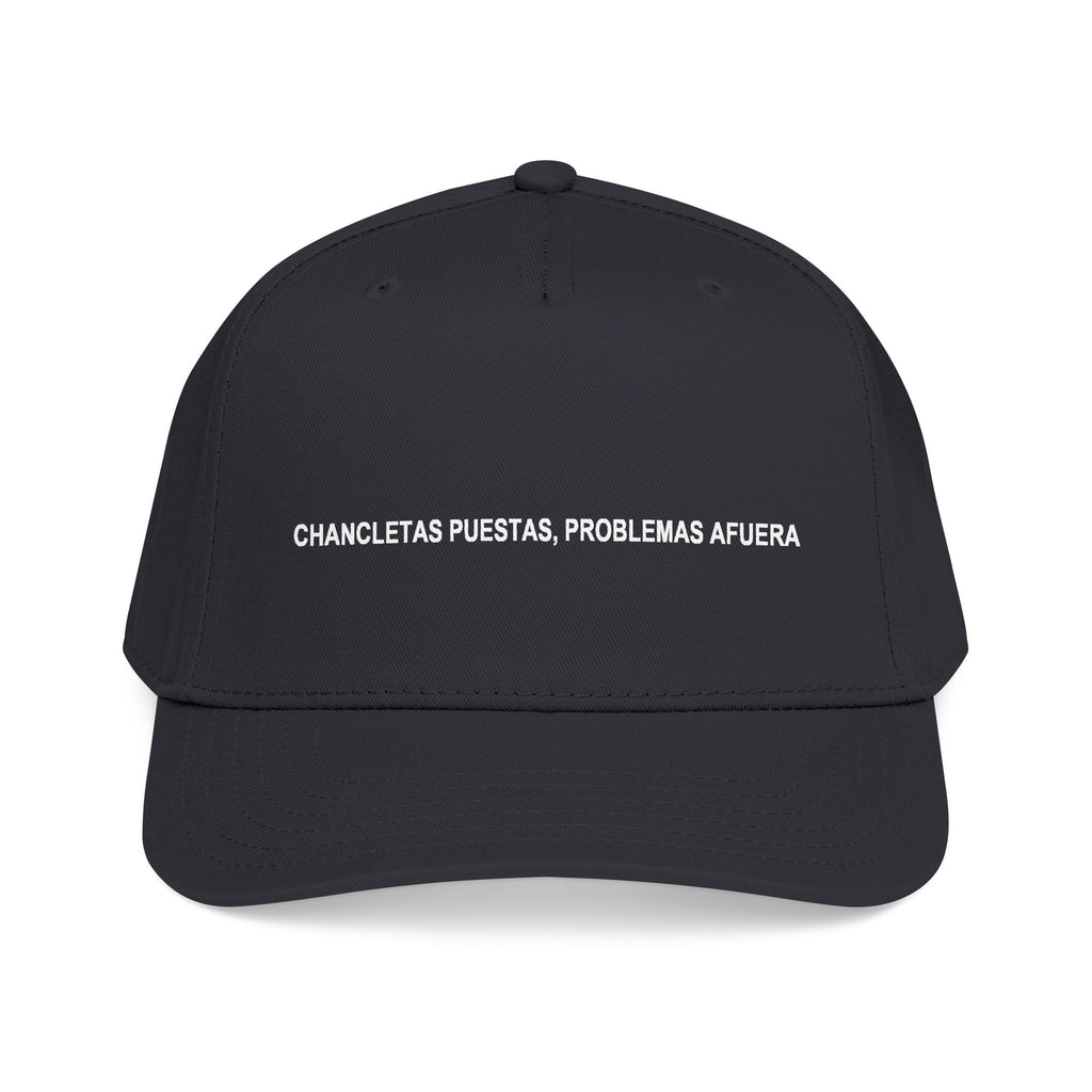 Chancletas Puestas, Problemas Afuera — Gorra