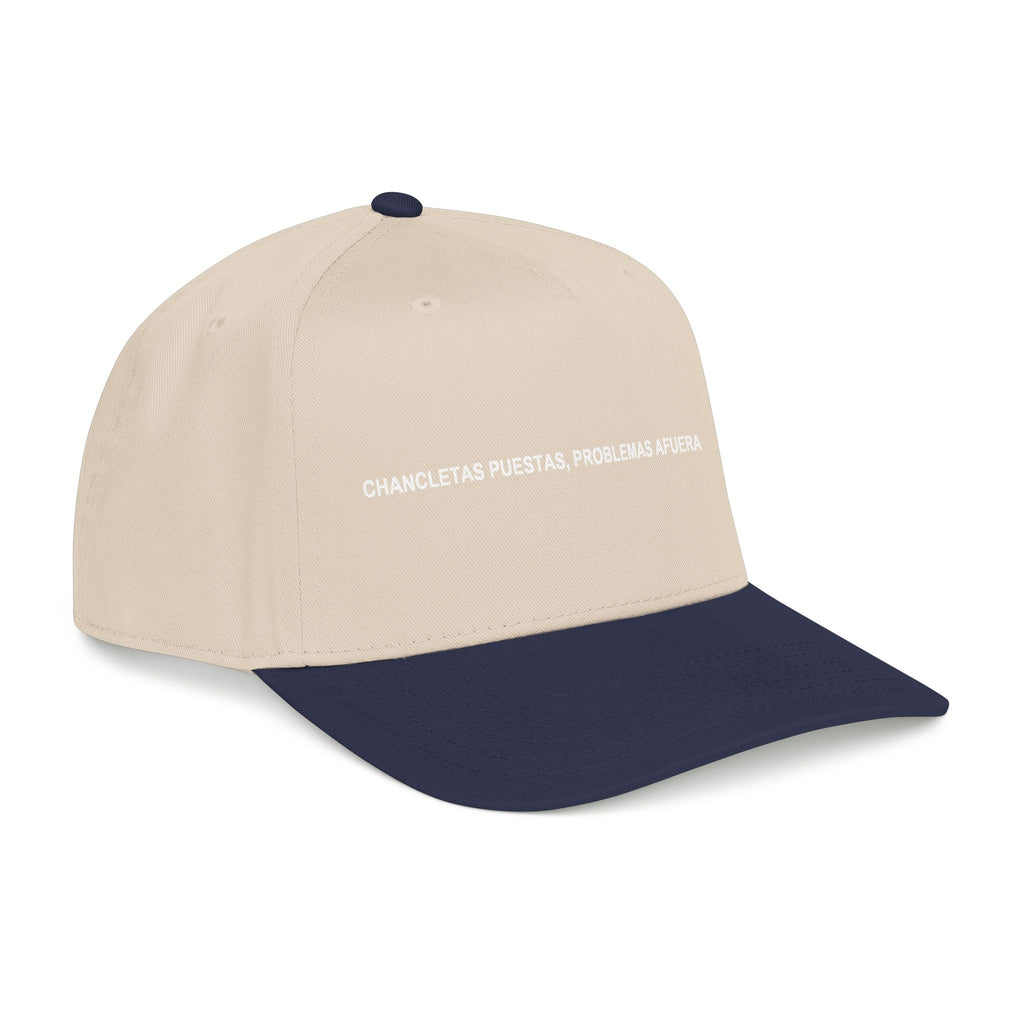 Chancletas Puestas, Problemas Afuera — Gorra