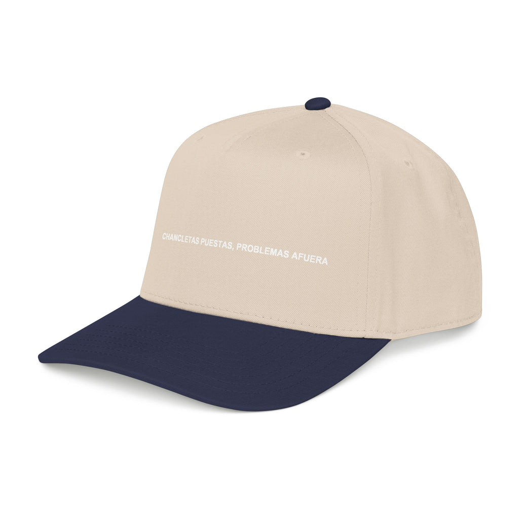 Chancletas Puestas, Problemas Afuera — Gorra